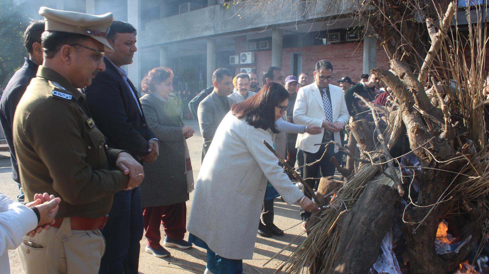 Panjab University Celebrates Lohri with Festive Spirit